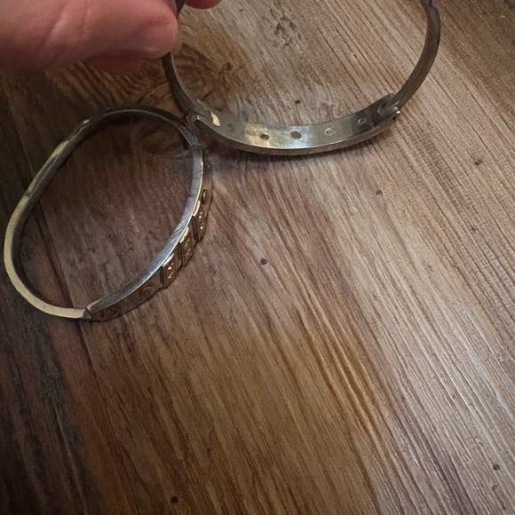 Metal Bangles Set - Picture 5 of 5